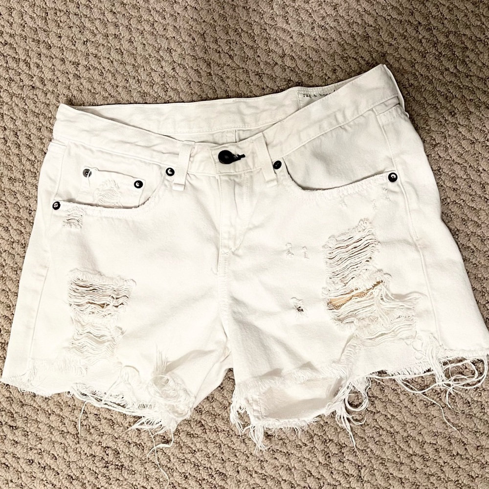 Relaxed fit distressed Rag & Bone jeans size 25